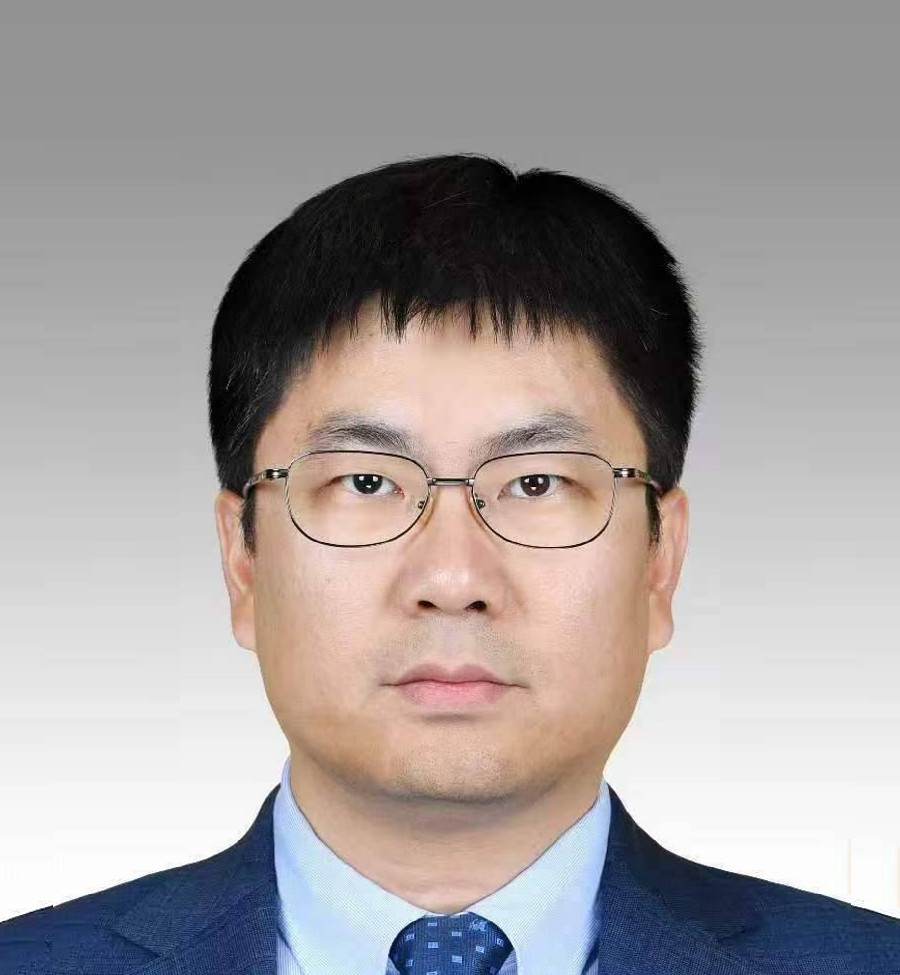 李鑫
