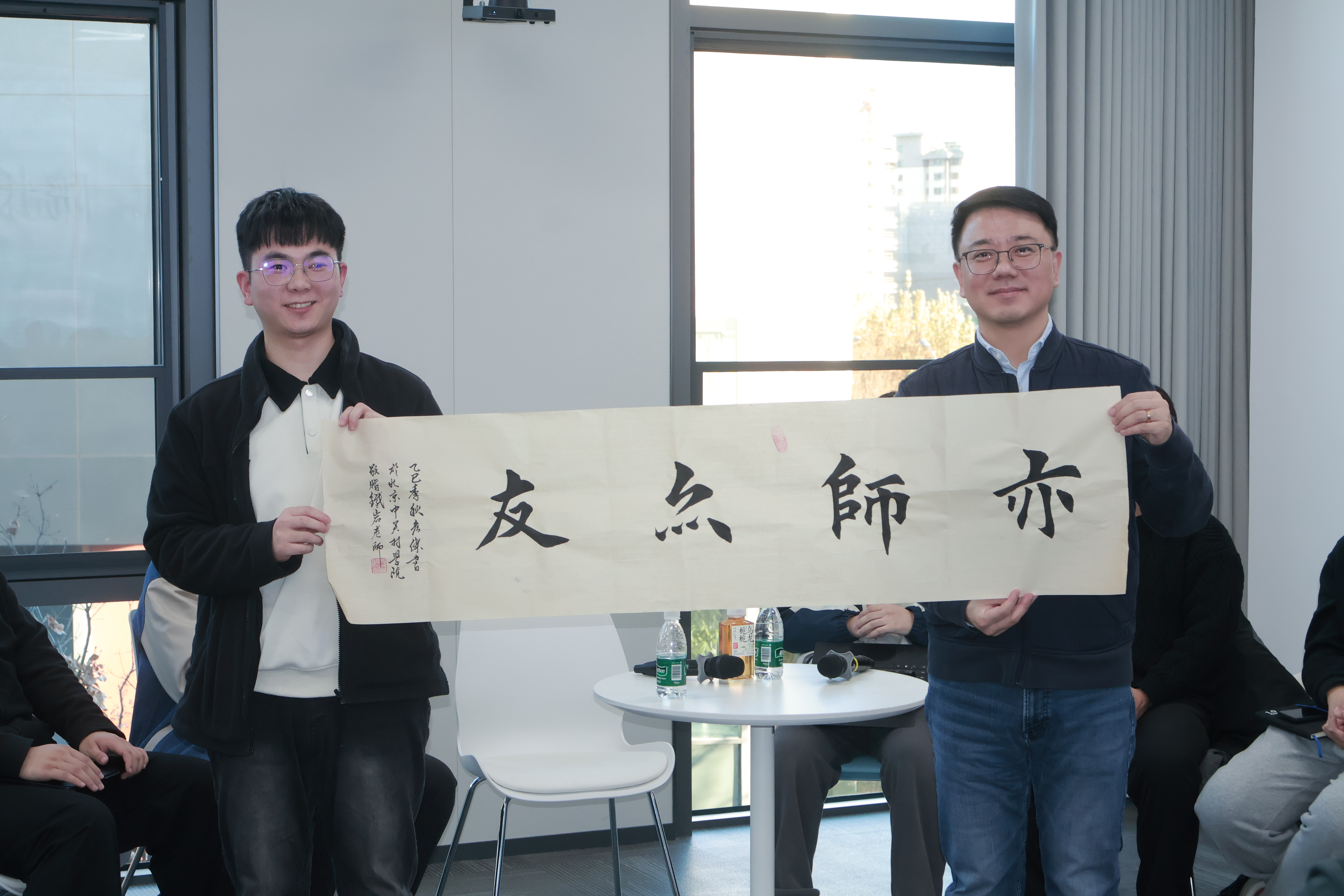微信图片_20251117171619_184_10.jpg