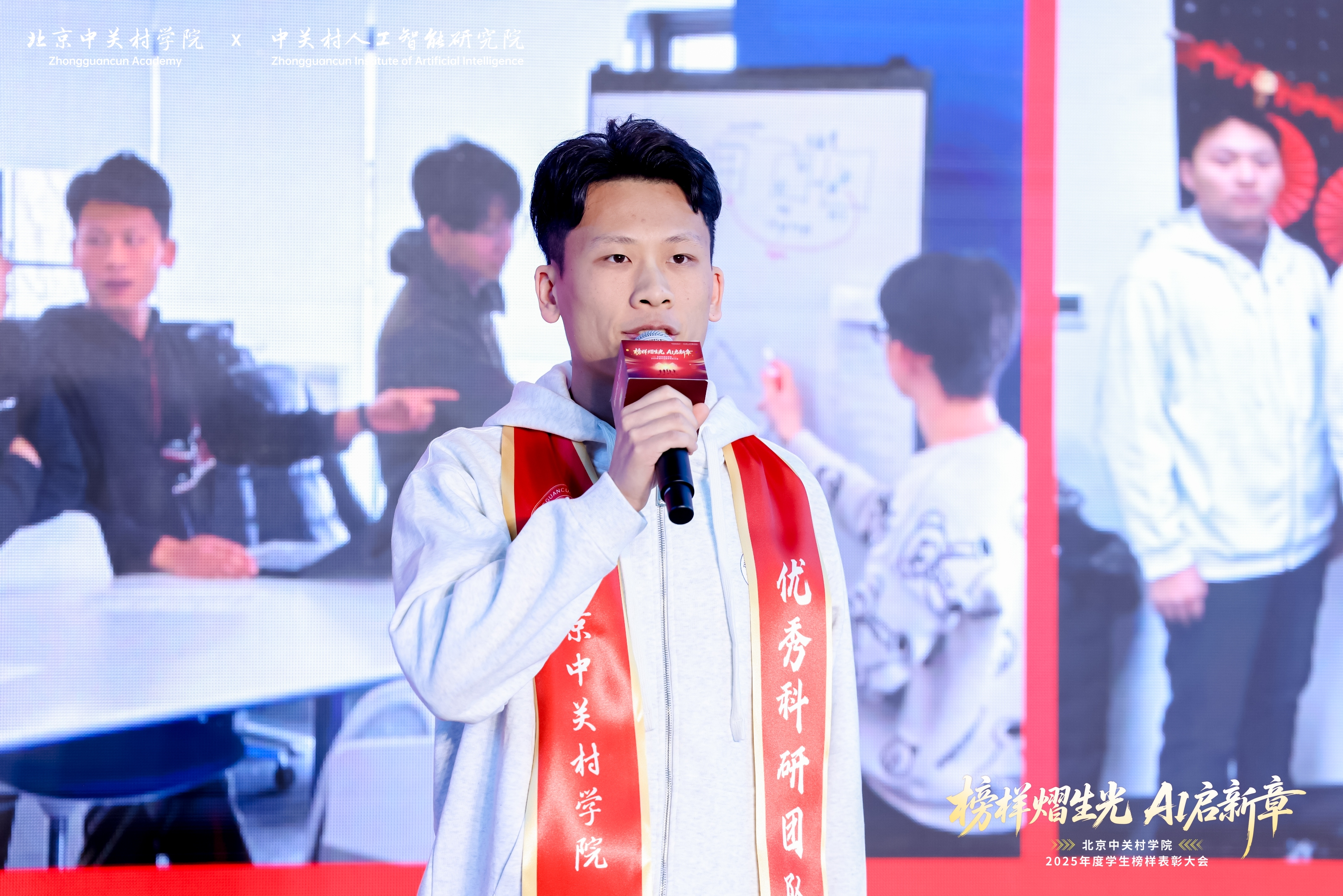 DJUN7101.jpg